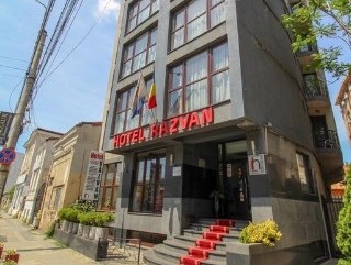 Hotel Razvan