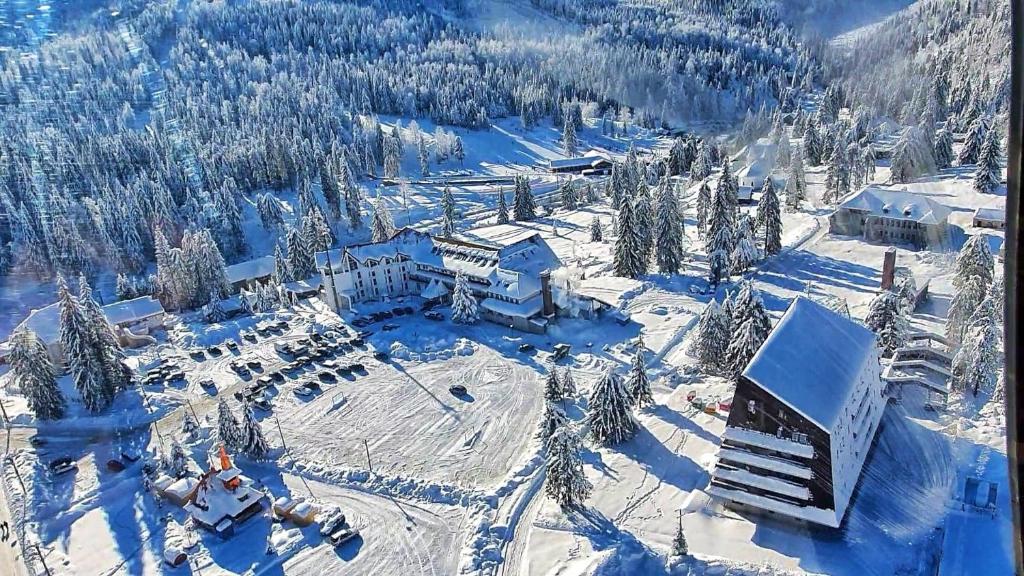 Hotel IADOLINA