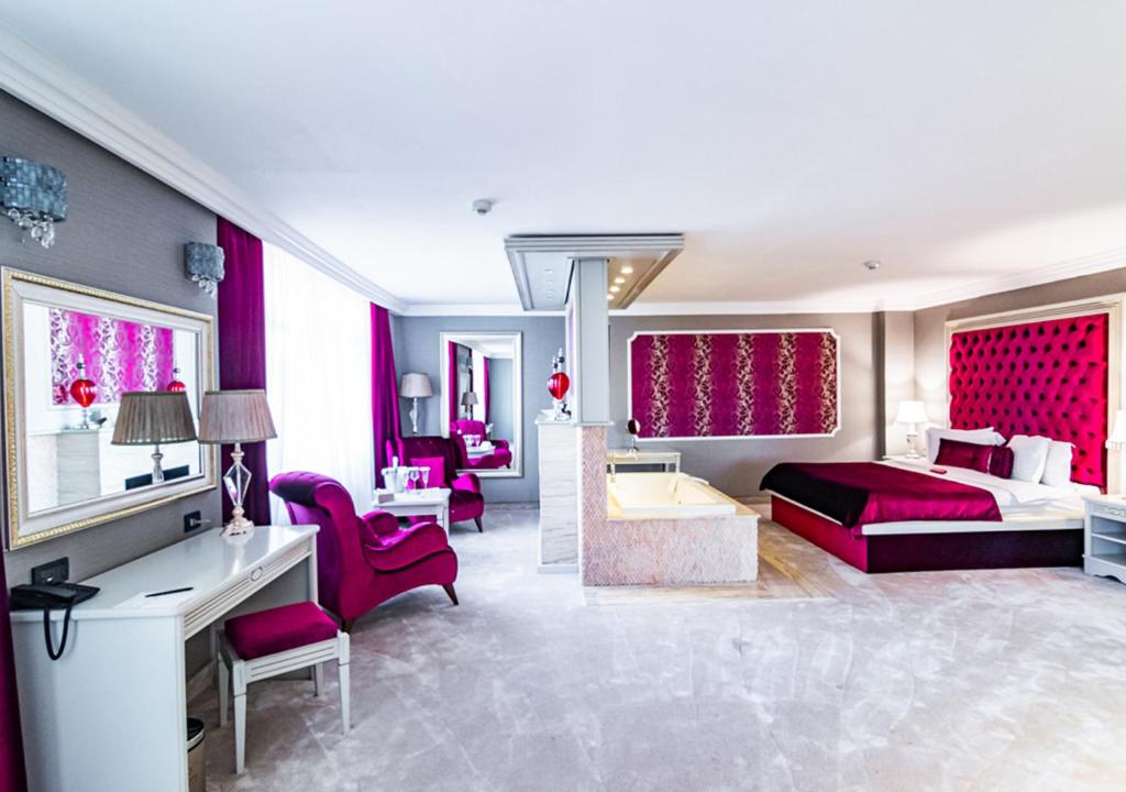 Hotel PHOENICIA GRAND HOTEL