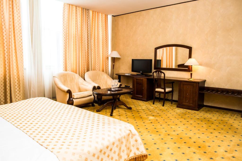 Hotel IMPERIAL INN