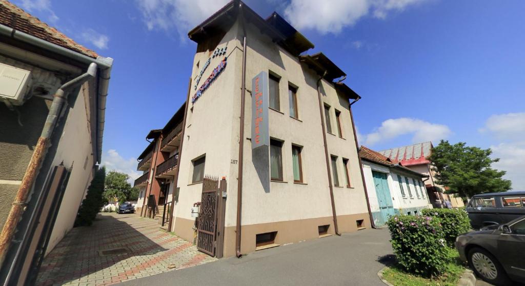 Pensiune DEUTSCHES HAUS