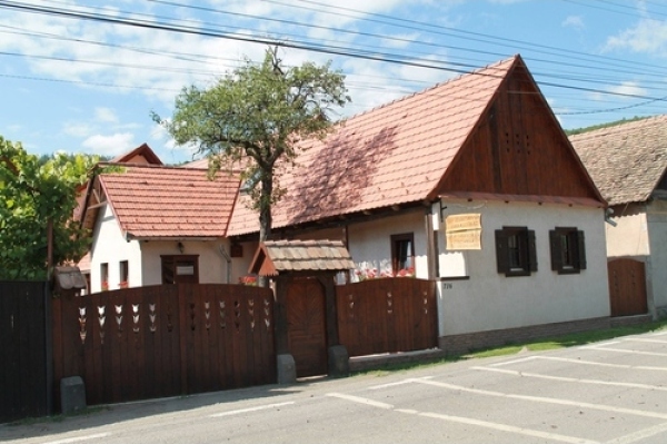 Pensiune CASA TARANEASCA ZSUZSANNA