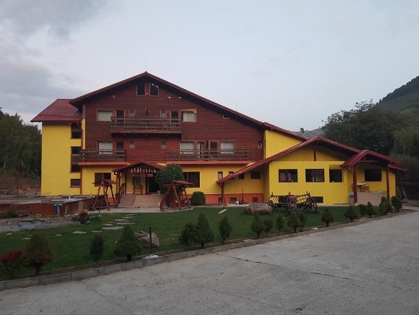 Pensiune LACUL DE ARGINT