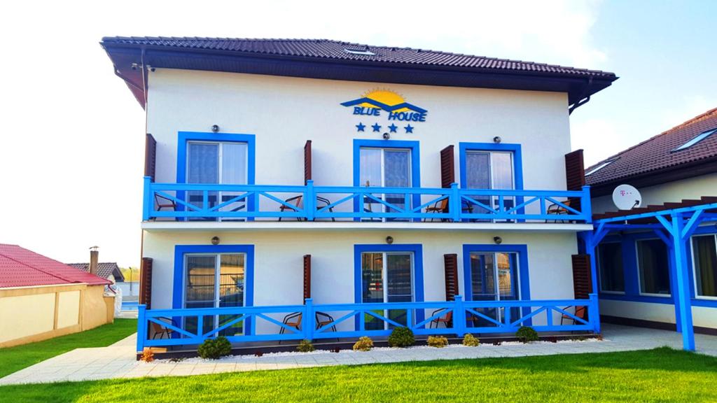 Pensiune BLUE HOUSE