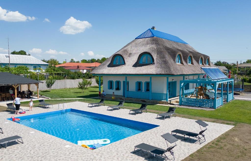 Pensiune CASA CREȚU VIȘINA