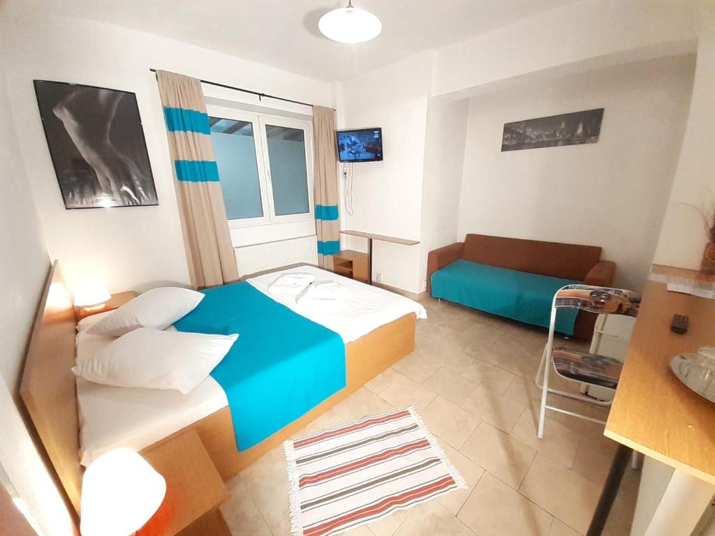 Hostel TAXI