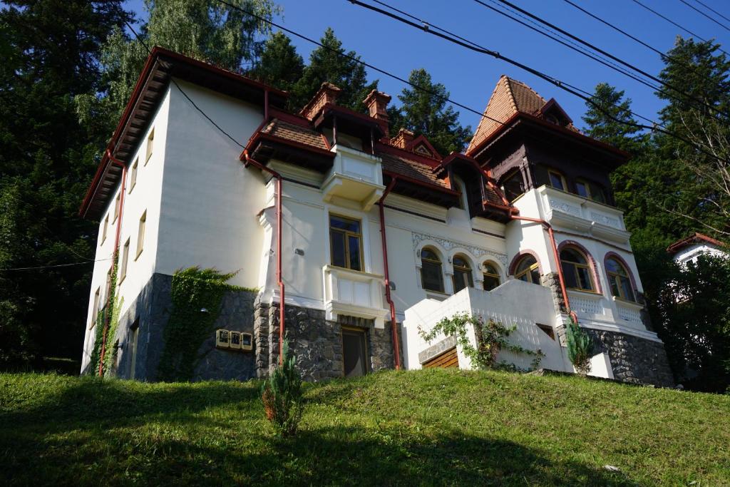 Vila ARIZTO
