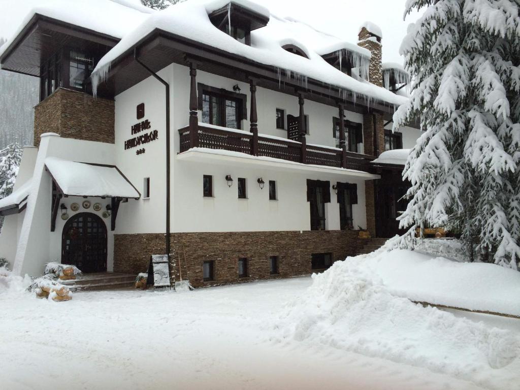 Vila HANUL HAIDUCILOR