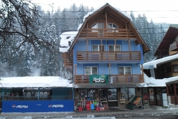 Pensiune Aurora (Hostel Voineasa)