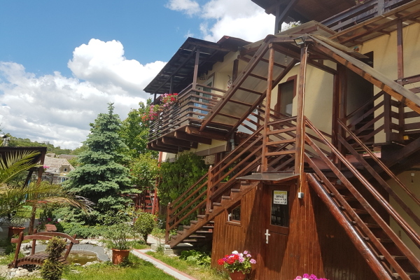 Casa Arya