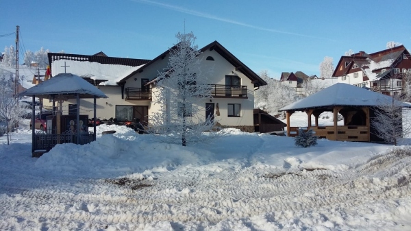 Casa de oaspeți din Șerbești
