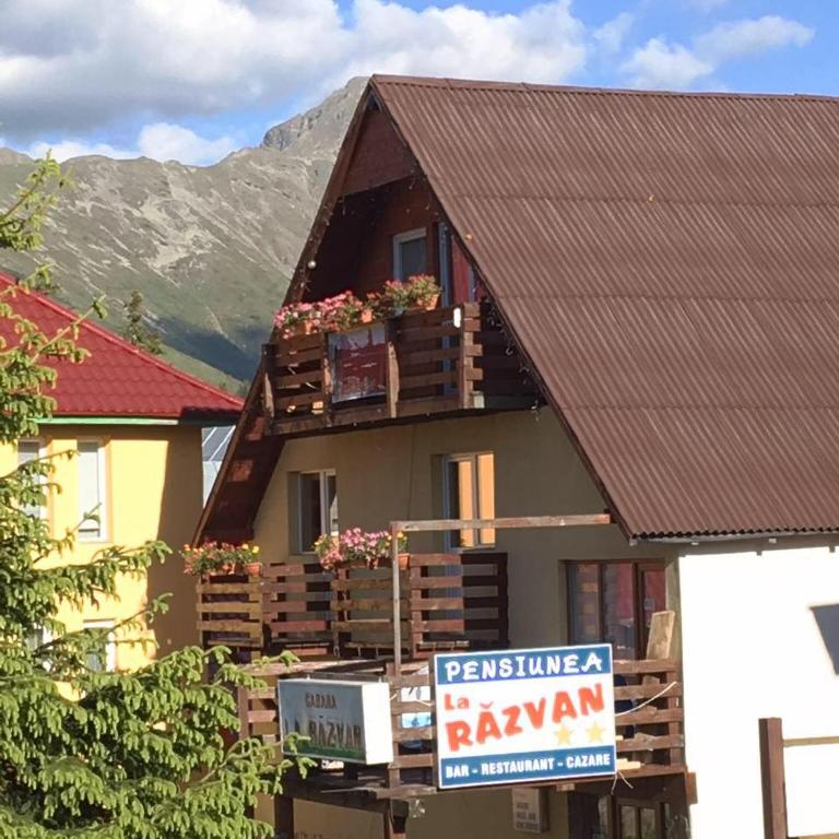 Cabana LA RAZVAN