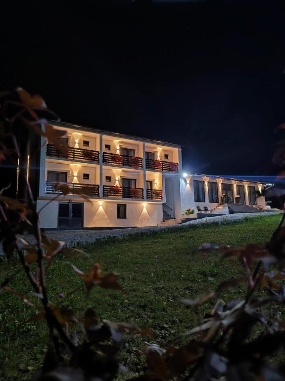 FLORI DE TEI MARAMUREŞ