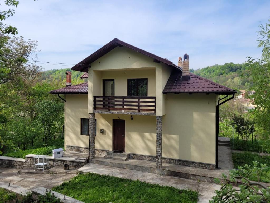 CASA DAMIAN