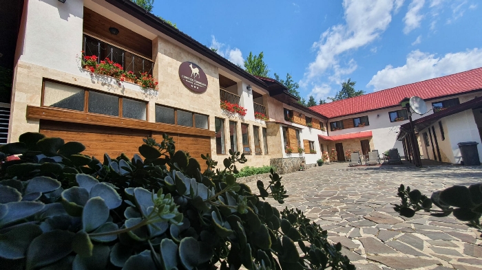 Complex Caprioara
