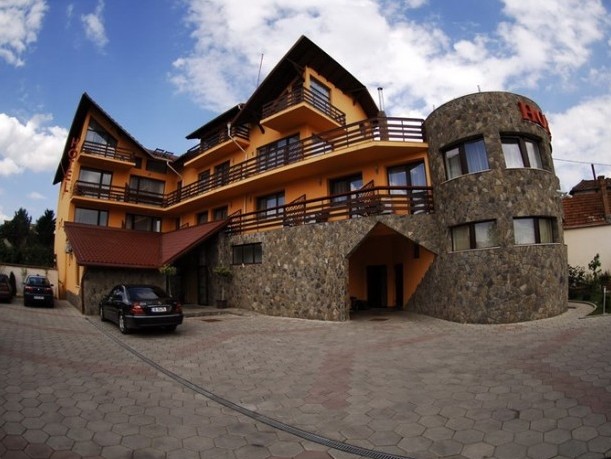 Hotel Oasis